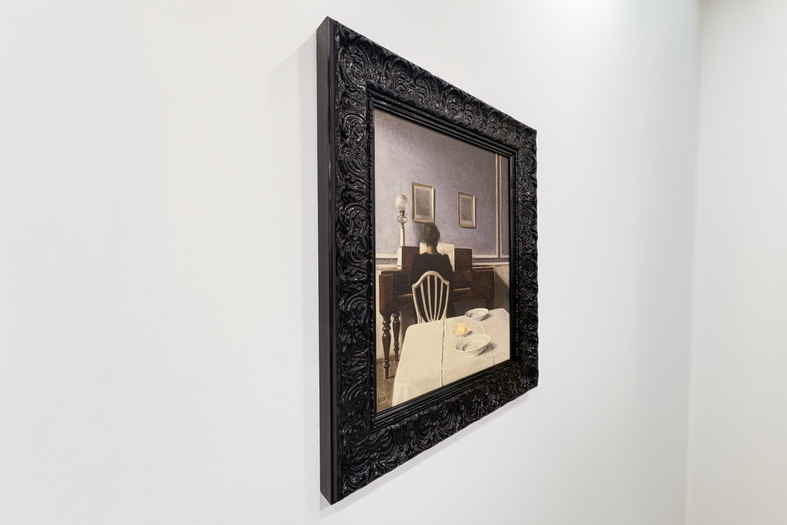 Intérieur avec jeune femme au piano - Vilhelm Hammershoi