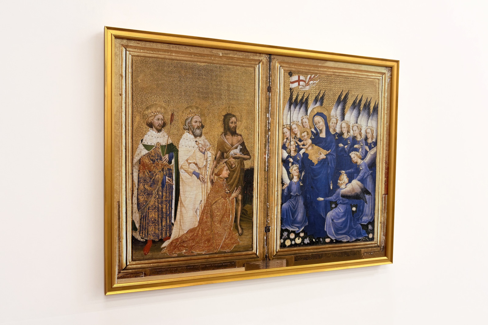Richard II présenté à la Vierge et l'Enfant par son saint patron Jean-Baptiste et les saints Édouard et Edmond, vers 1395-99 - Master of the Wilton Diptych