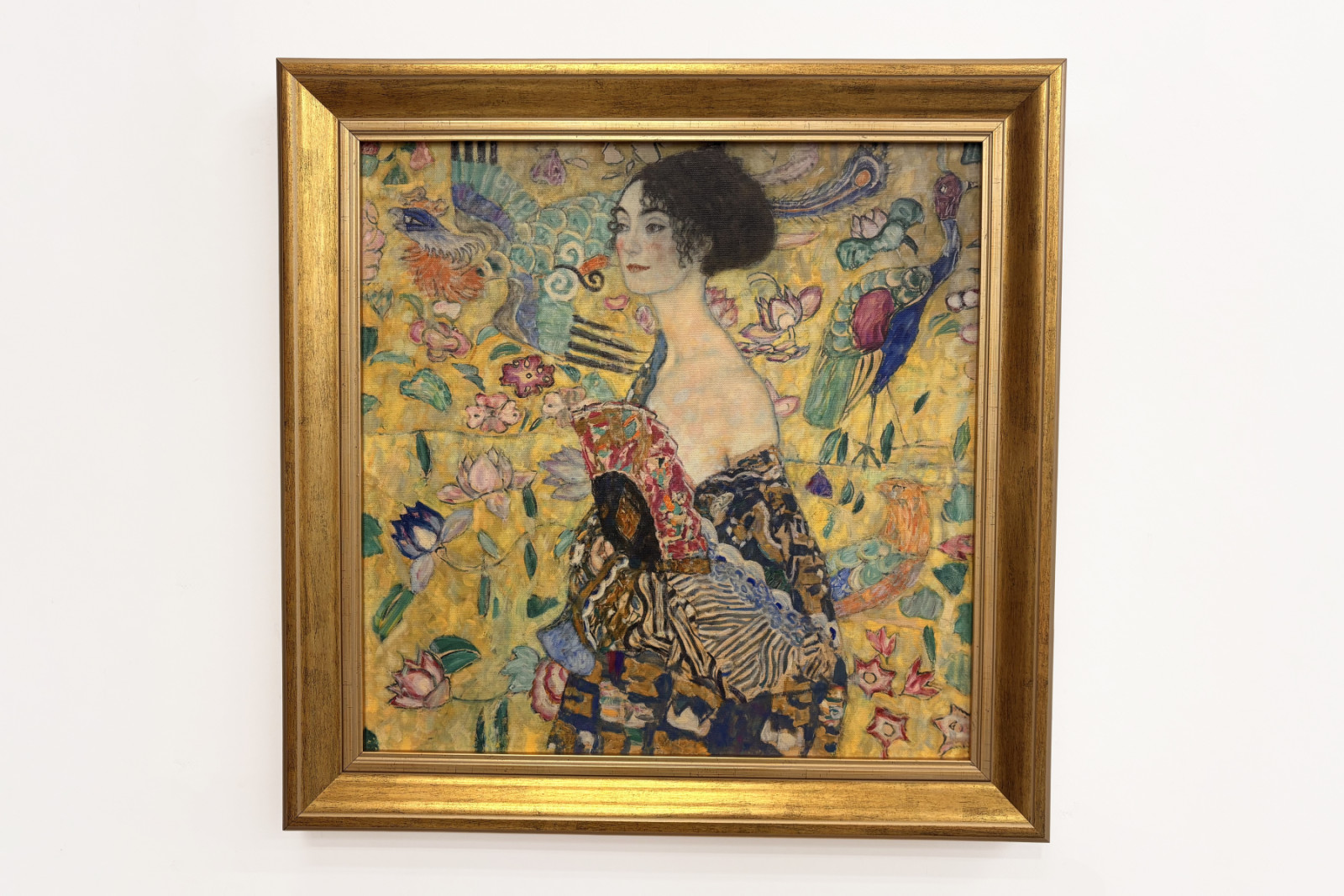 Dame avec éventail - Gustav Klimt