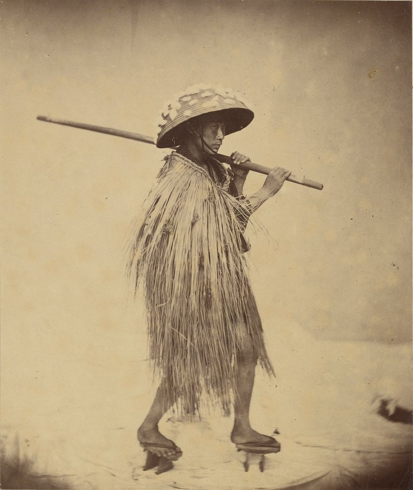 Japonais en Mackintosh, c.1865 - Felice Beato