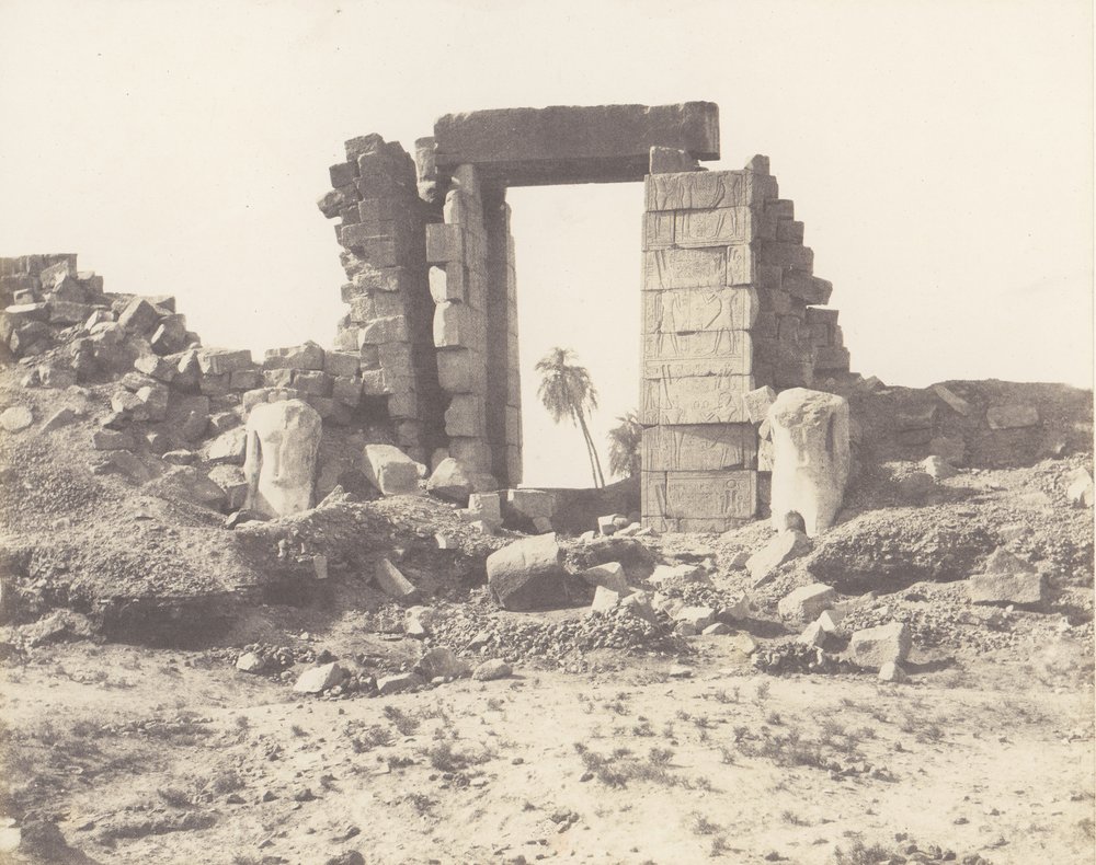 Karnak Thèbes, Premier Pylône - Ruines de la Porte et des Colosses - Félix Teynard