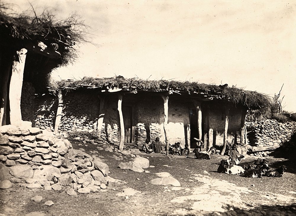 « Construire un empire » à l'époque fasciste : maison abyssinienne à Edmò, 09/05/1936 - Modestino Baldinetti