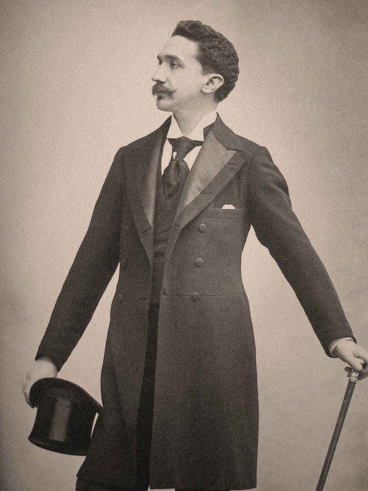 Portrait of Robert de Montesquiou c.1895 (photo) - Paul Nadar