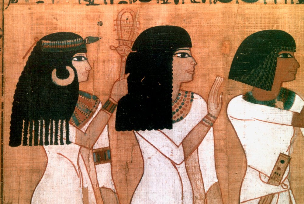 Trois sœurs (détail) d'une fresque égyptienne ancienne