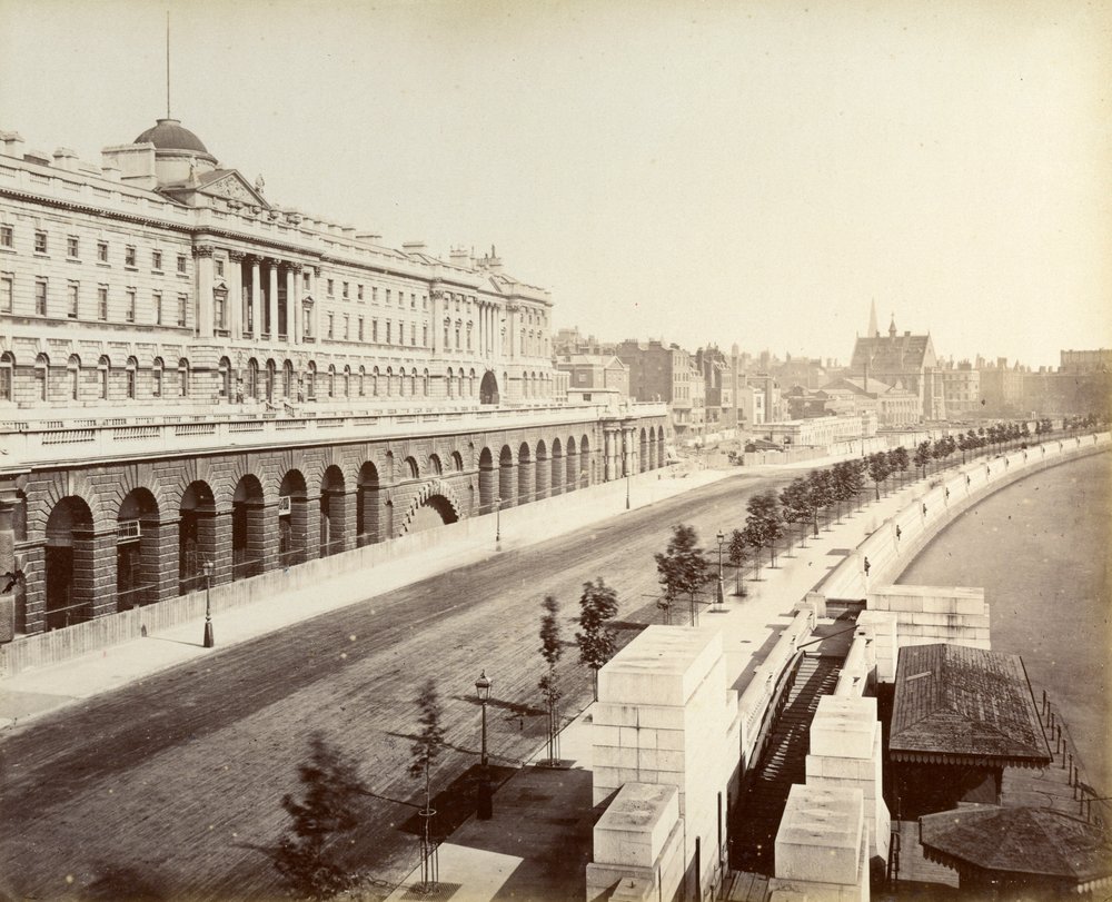 Victoria Embankment, montrant Somerset House, Londres, 1887 - Unbekannt