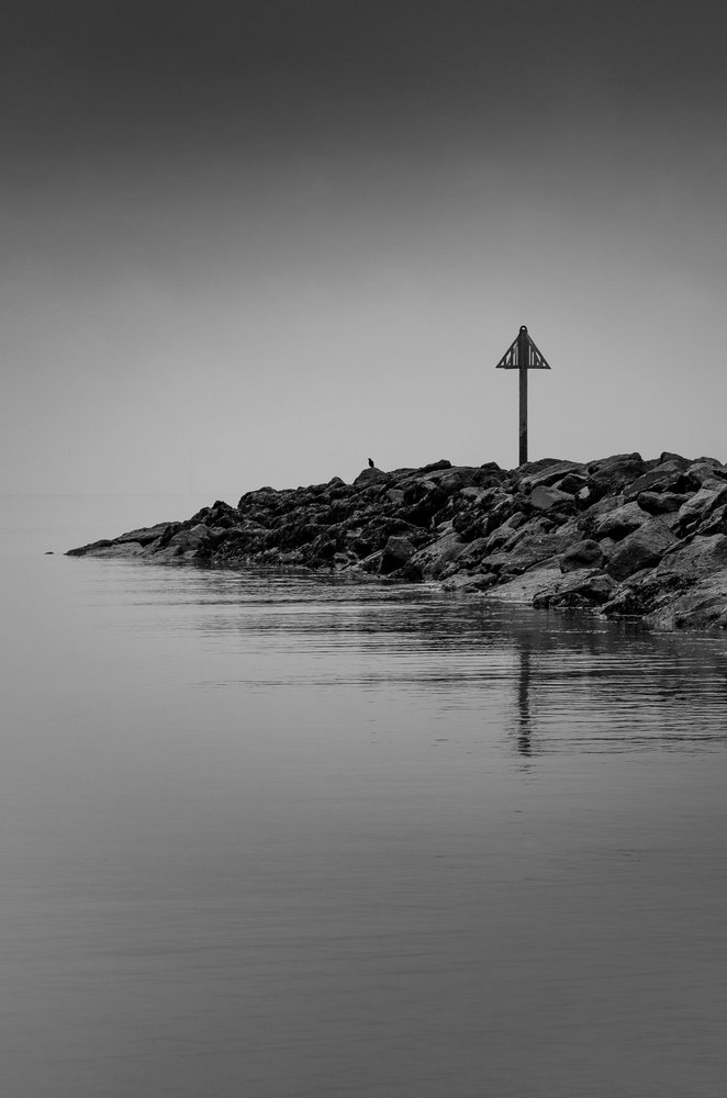 Horizon serein sur la jetée - Chris Hamilton