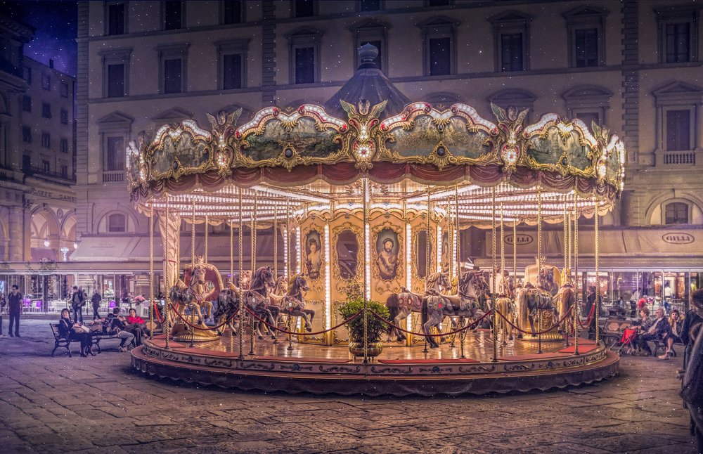 Le carrousel de la ville de rêve - Christian MARCEL