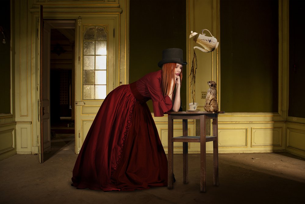Thé « Elegant Woman Meerkat » - Christine von Diepenbroek