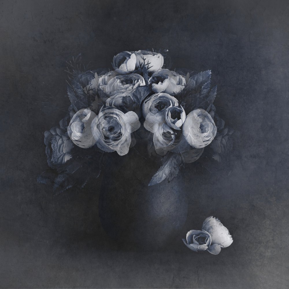 Élégantes fleurs grises - Cicek Kiral