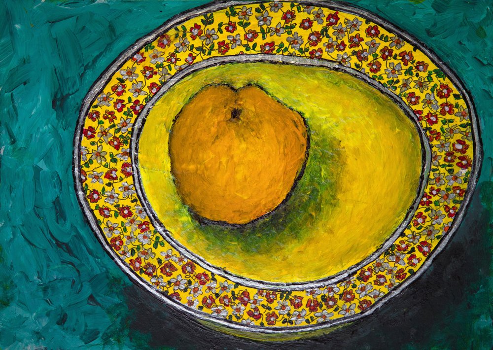 Une orange dans un bol à fleurs - Dale Hefer & Family