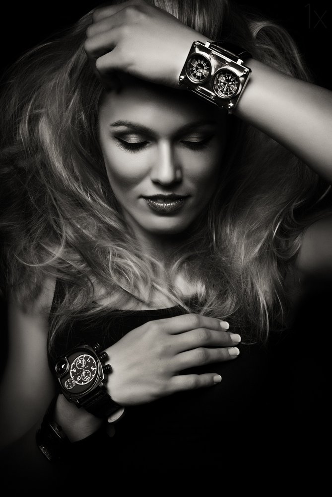 Montres élégantes et raffinées - Denisa Justusová Šumcová