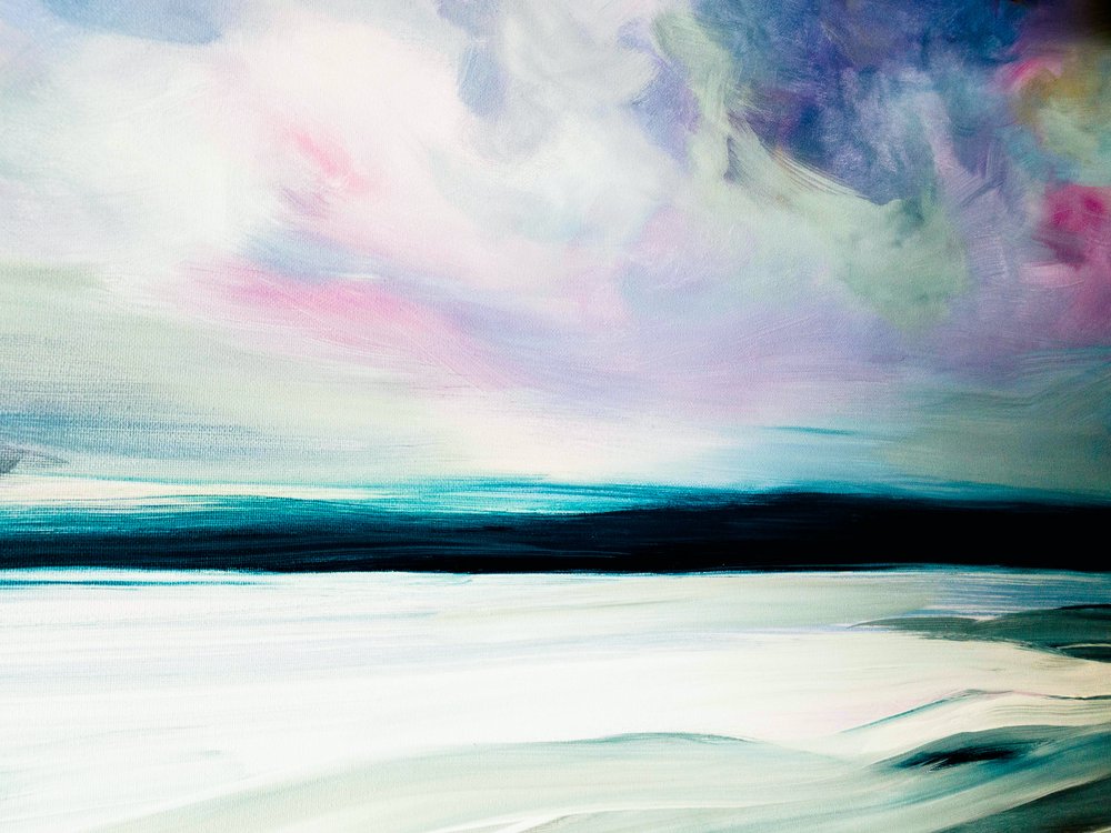 Paysage marin aux couleurs pastel et oniriques - Ejaaz Haniff