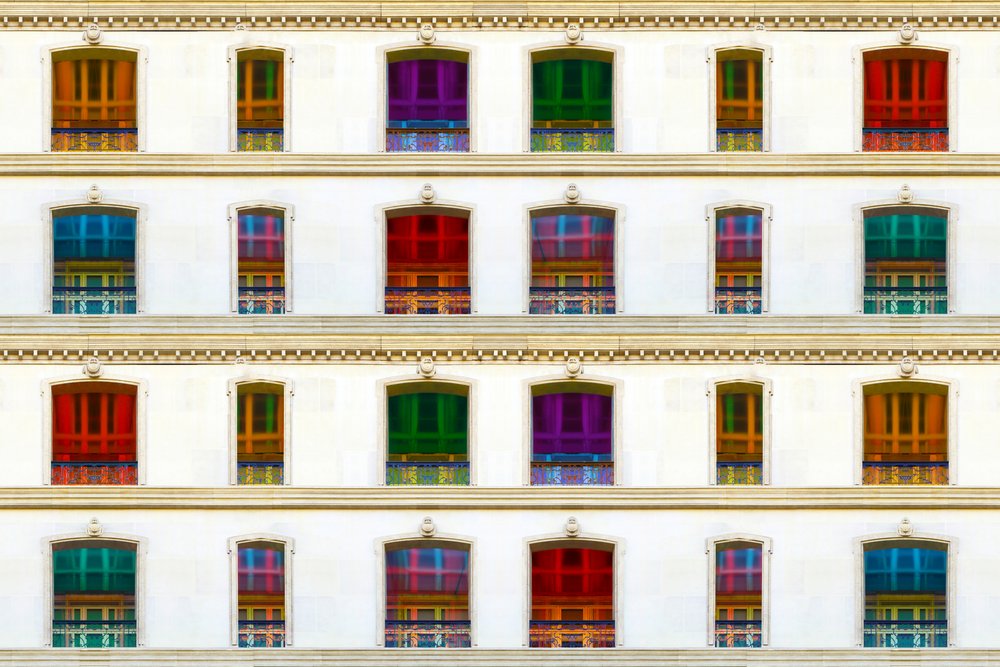 Une façade vitrée pleine de vie - Igor Shrayer