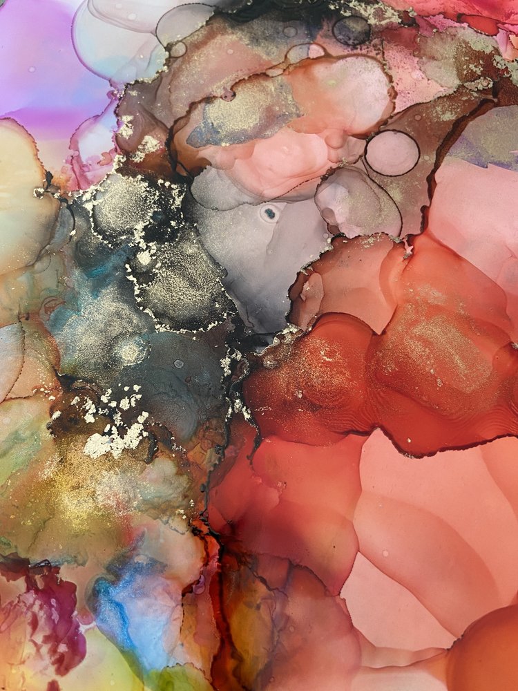 Abstrait fluide et éclatant, couleur or - Irene Chua