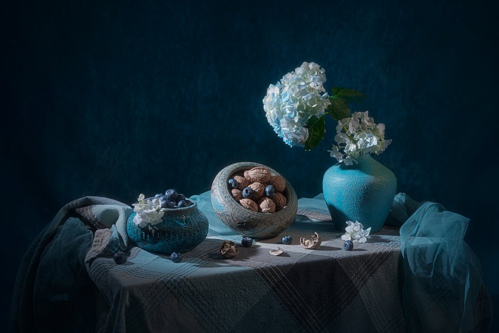 Nature morte bleue élégante - Lydia Jacobs