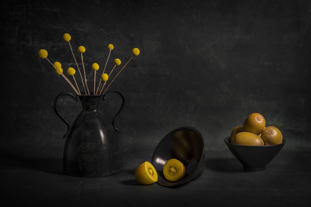 Kiwi doré et fleurs de Moody - Lydia Jacobs