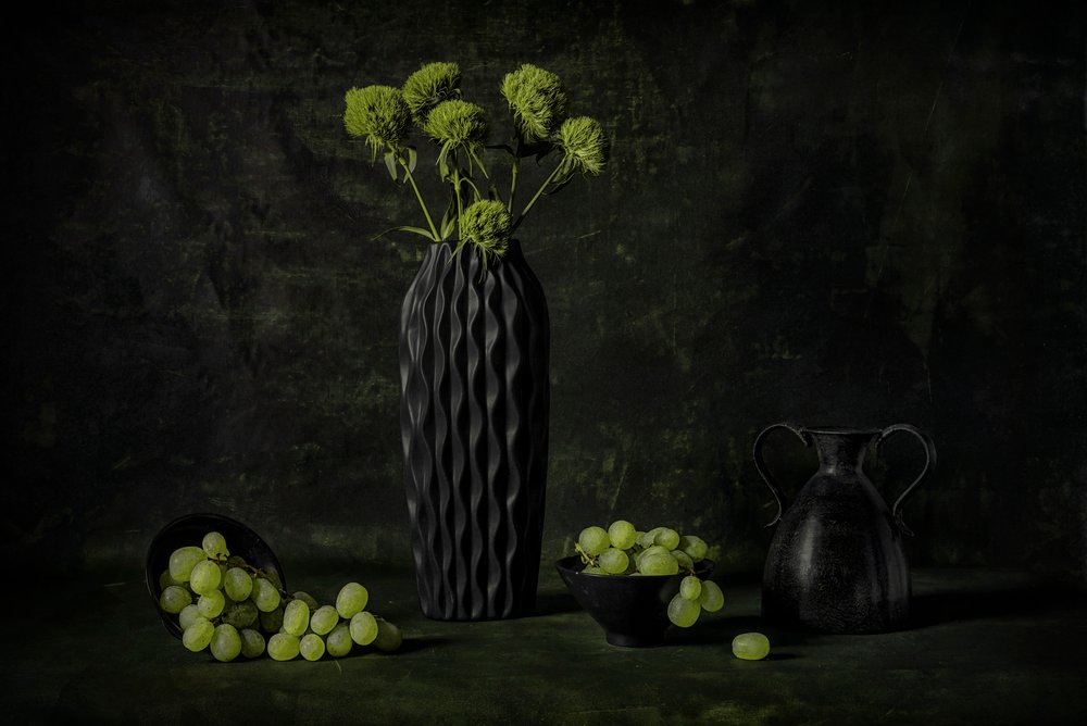 Raisins et fleurs mélancoliques - Lydia Jacobs