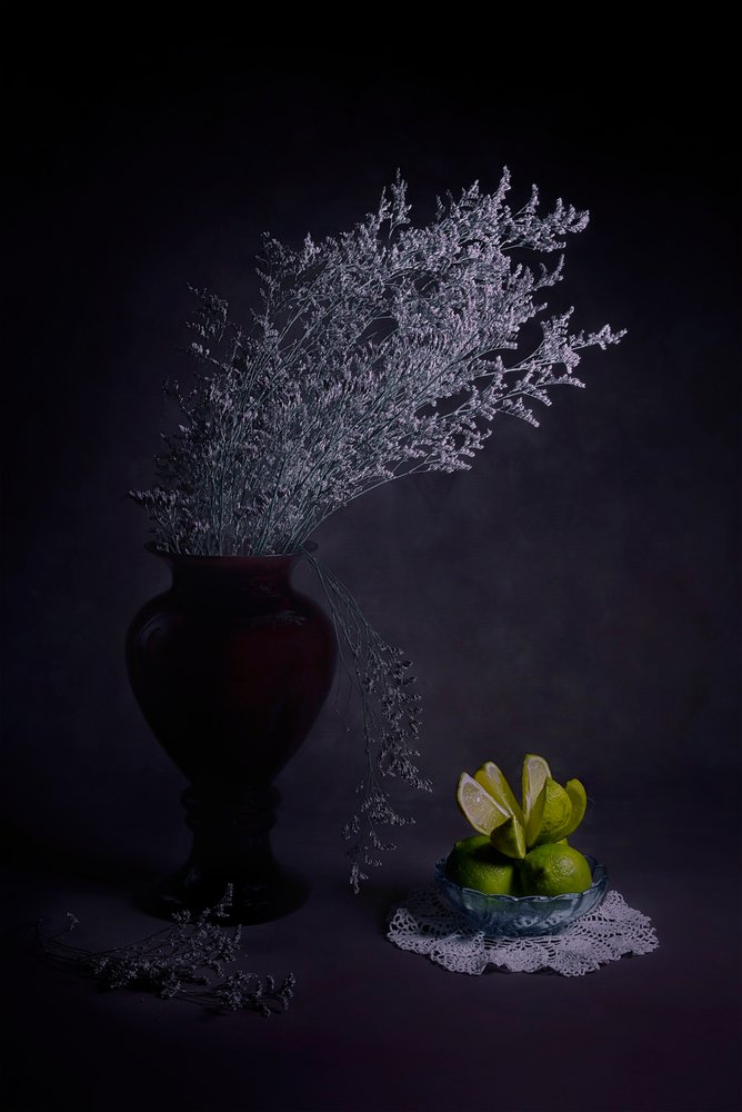 Vase « Moody » avec des citrons verts - Lydia Jacobs