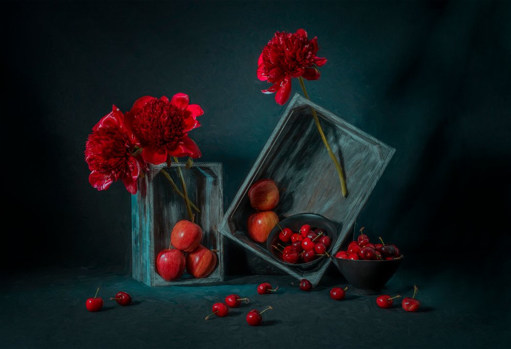 Pivoines rouges et cerises - Lydia Jacobs