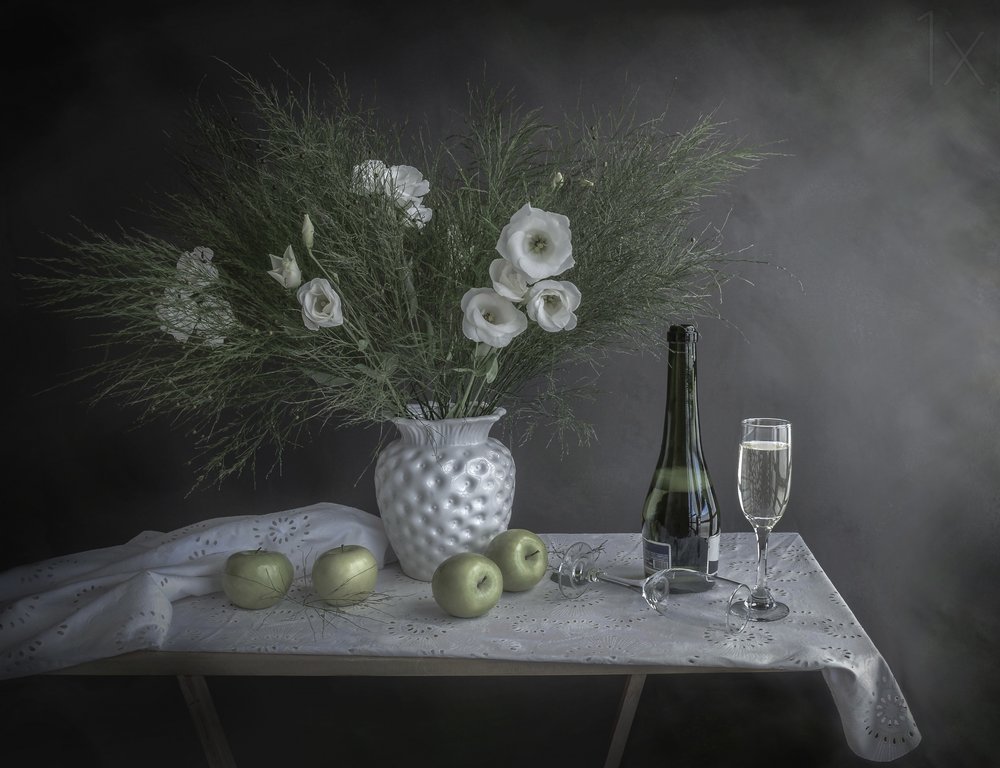 Fleurs et champagne - Margareth Perfoncio