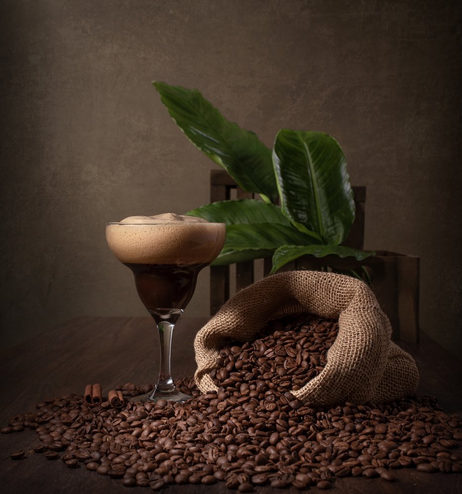 Nature morte au café intense - Margareth Perfoncio