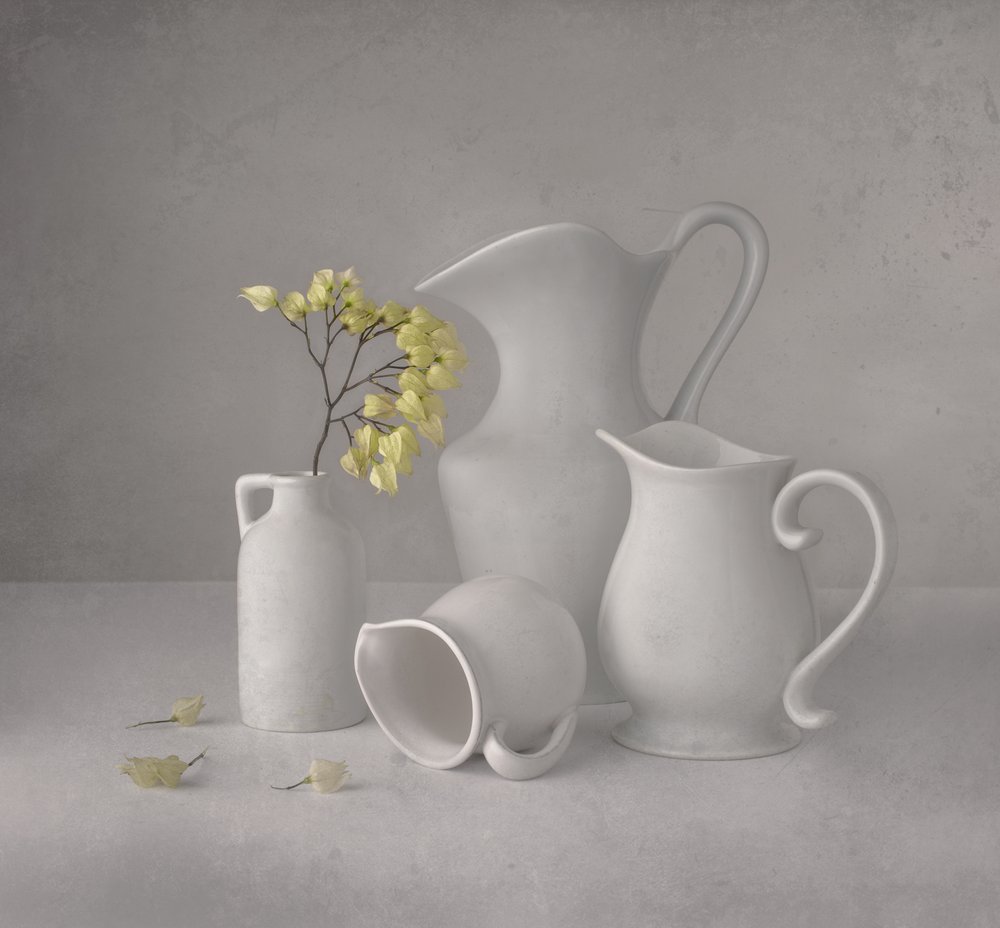 Pichets blancs sereins - Margareth Perfoncio