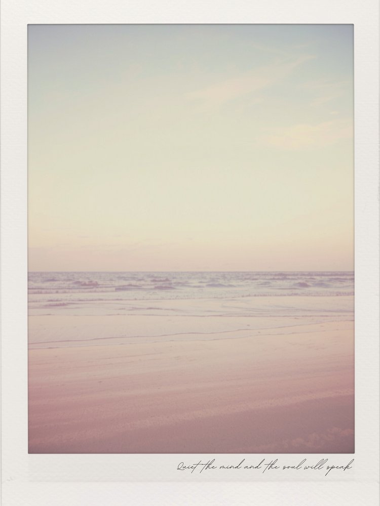 Plage aux couleurs pastel sereines - Ohkimiko