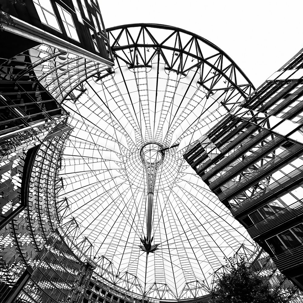 Architecture moderne avec verrières - Shanrui Ren