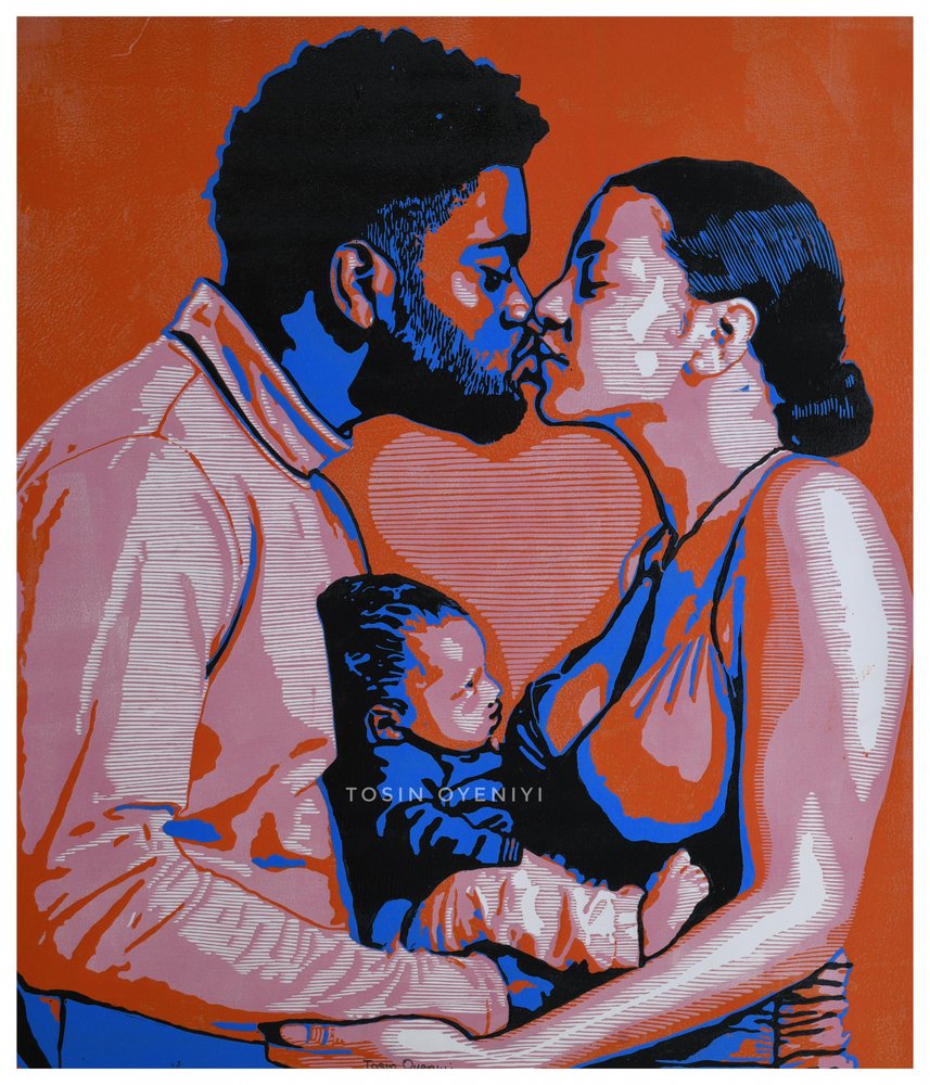 Un baiser dans « Modern Family » - Tosin Oyeniyi