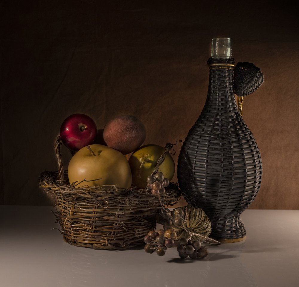 Fruits et bouteille dans un style rustique - larryliu