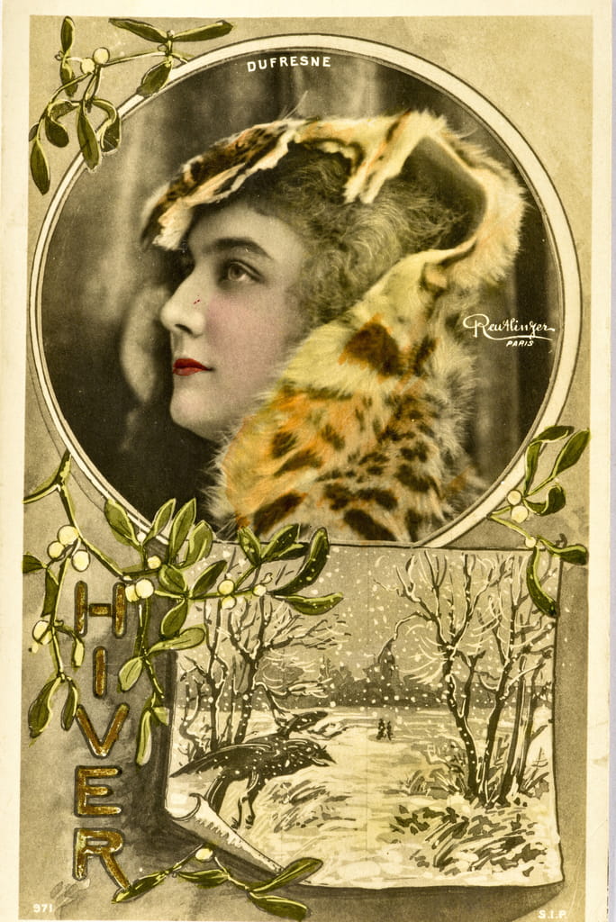 Carte postale Portrait de Mademoiselle Dufresne, artiste de Music Hall