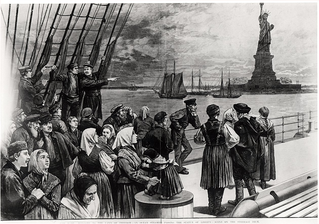 New York - Bienvenue au pays de la liberté - Un paquebot passant devant la Statue de la Liberté - scène sur le pont de l