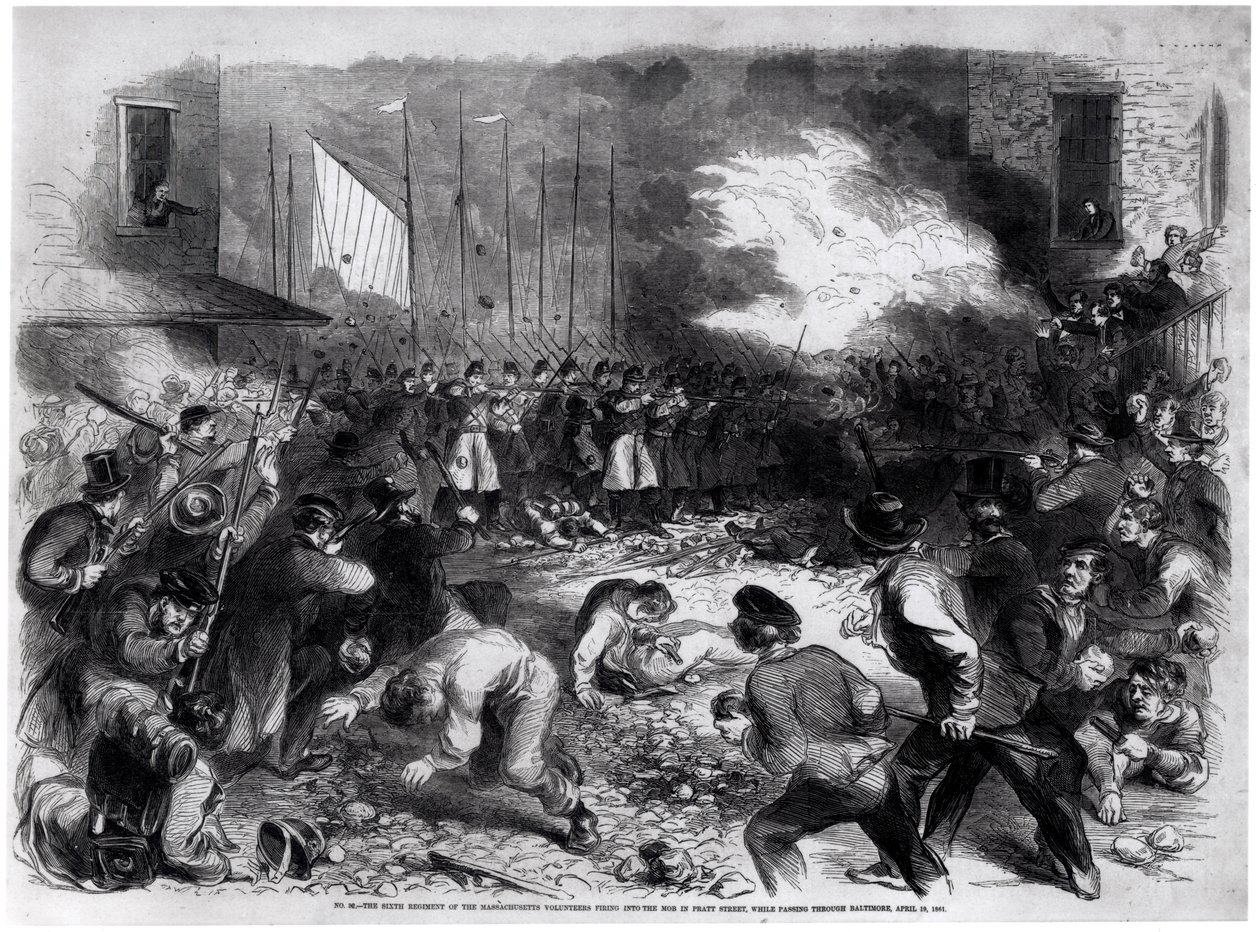 Le Sixième Régiment des Volontaires du Massachusetts tirant sur la foule à Pratt Street, en route pour Washington, le 19 avril 1861, de 