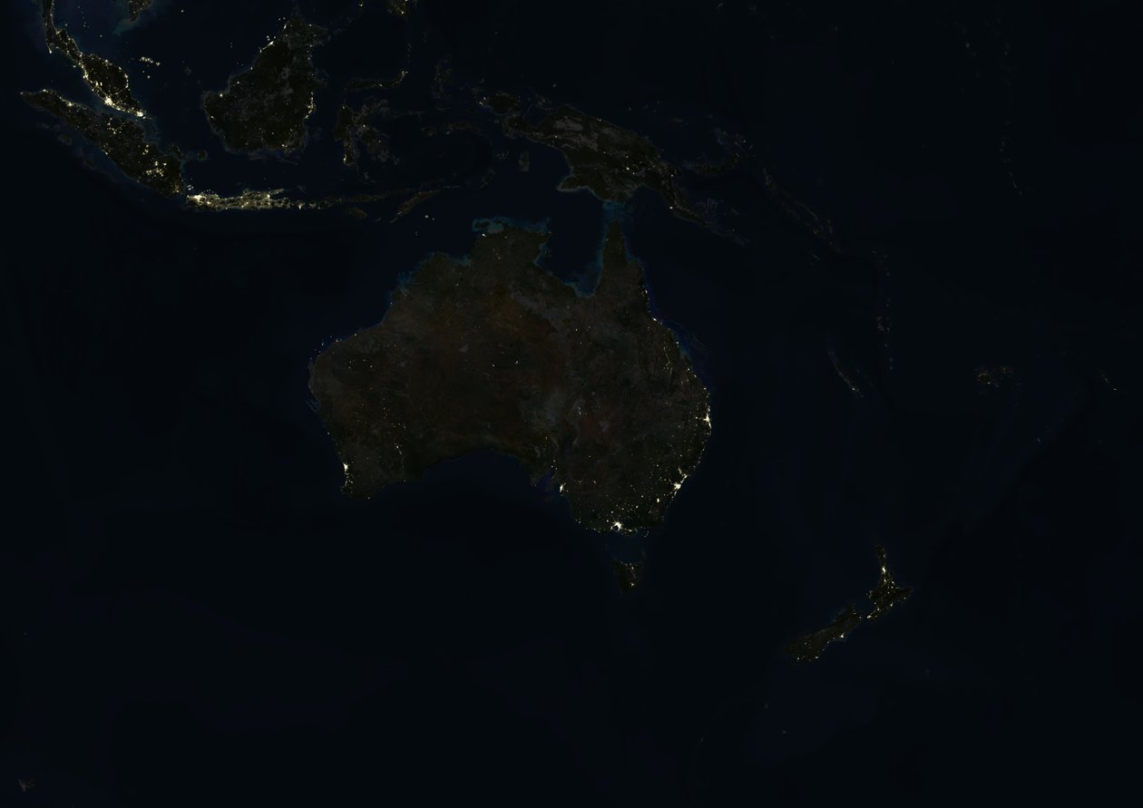 Océanie la nuit, image satellite en vraies couleurs - Unknown