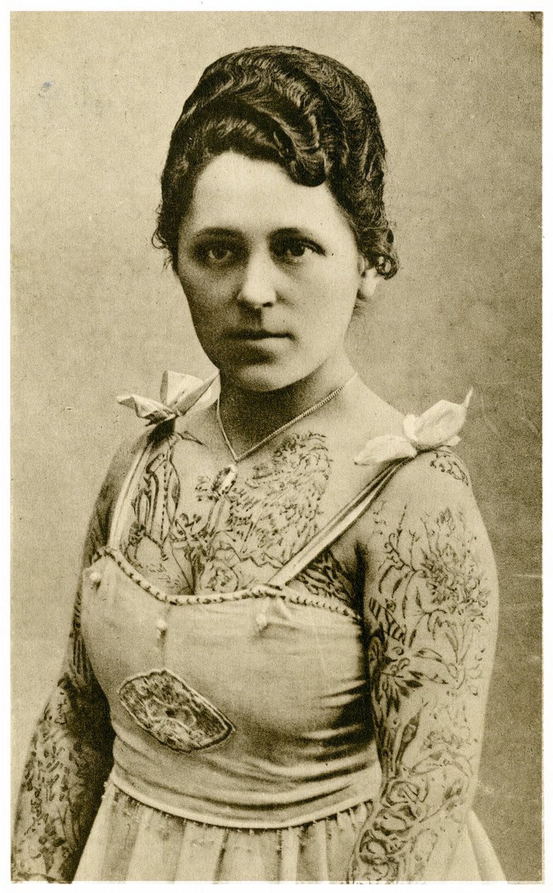 Portrait de Margit, la femme tatouée, c.1910 - Unknown