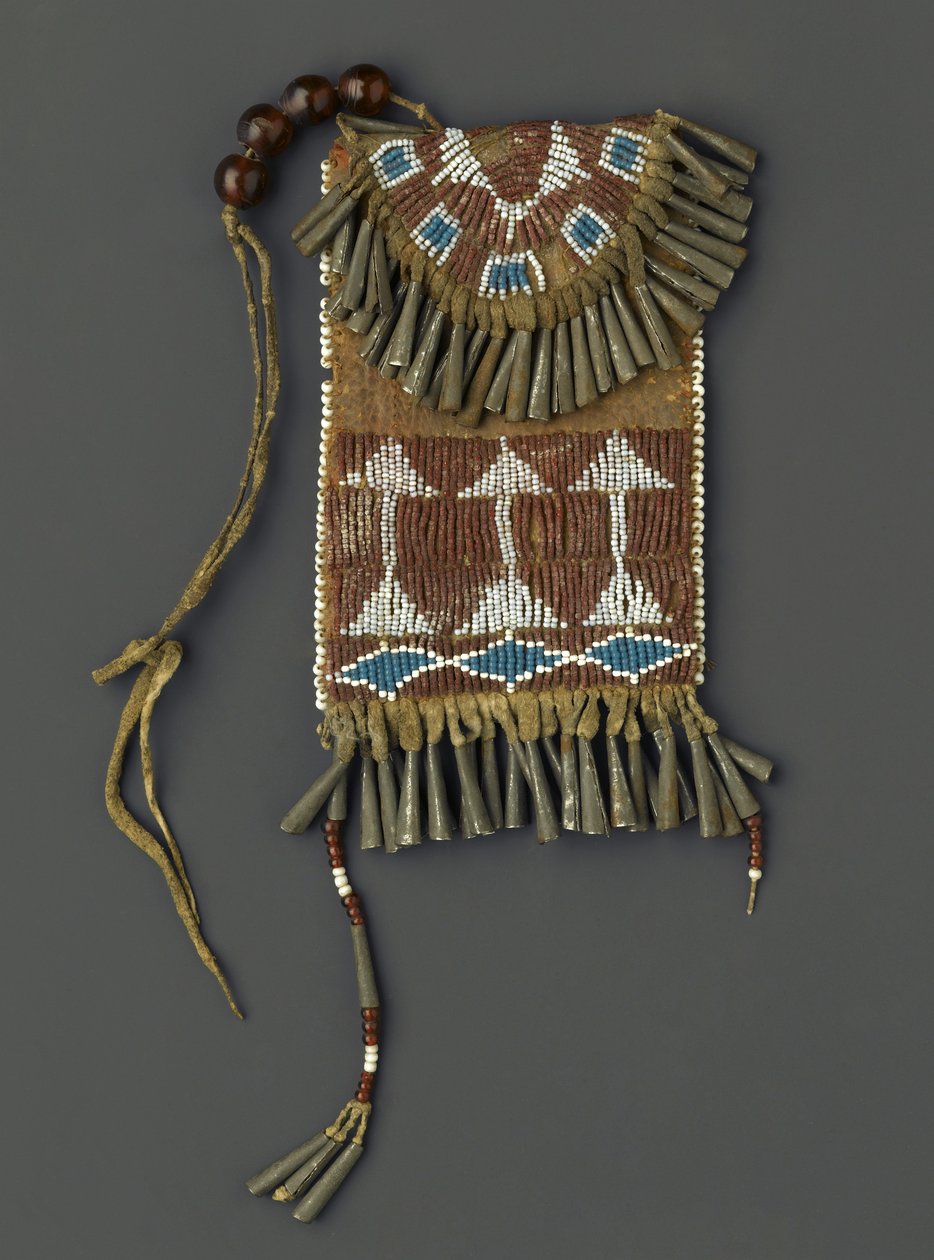 Boîtier de ceinture de femme, peut-être Ute ou Kiowa, 1880-90 - American School