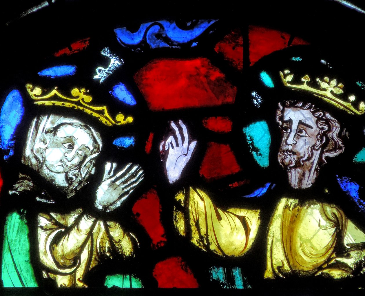 Vitrail représentant le Couronnement de la Vierge - French School