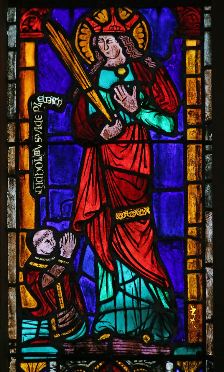 Vitrail représentant Sainte Marguerite avec un donateur - French School
