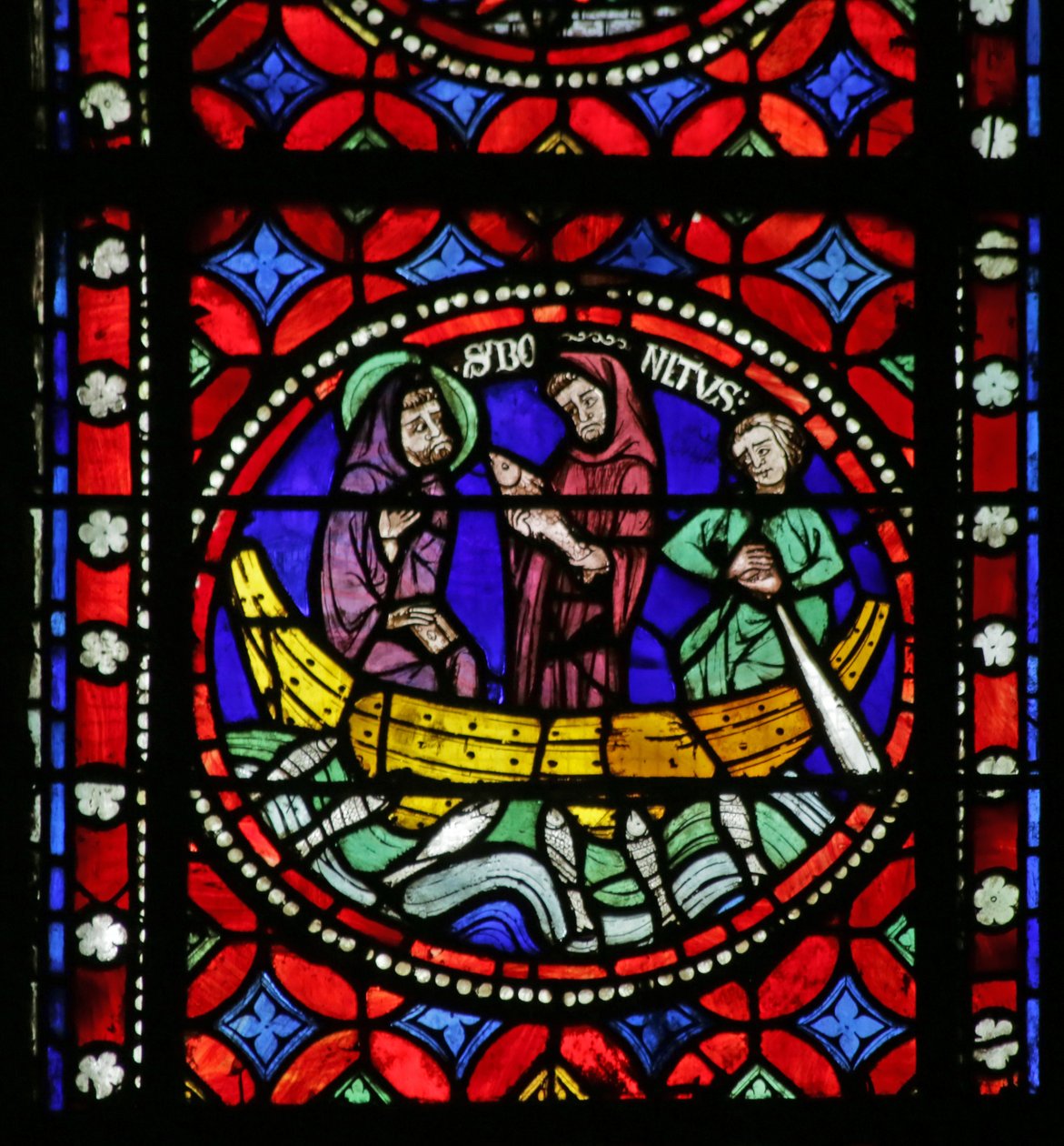Vitrail représentant Scène de la Vie de Saint Bonnet : Saint en Route pour Rome calmant les Mers Agitées et Pêchant - French School