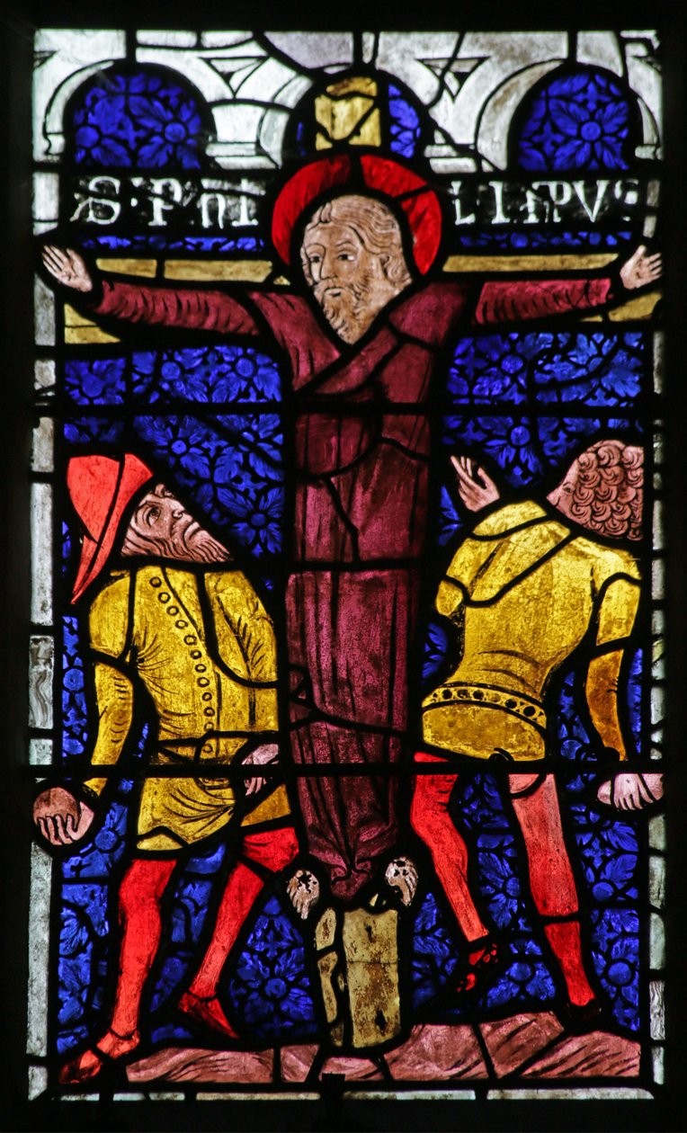 Vitrail représentant la lapidation de Saint Philippe sur une croix - French School