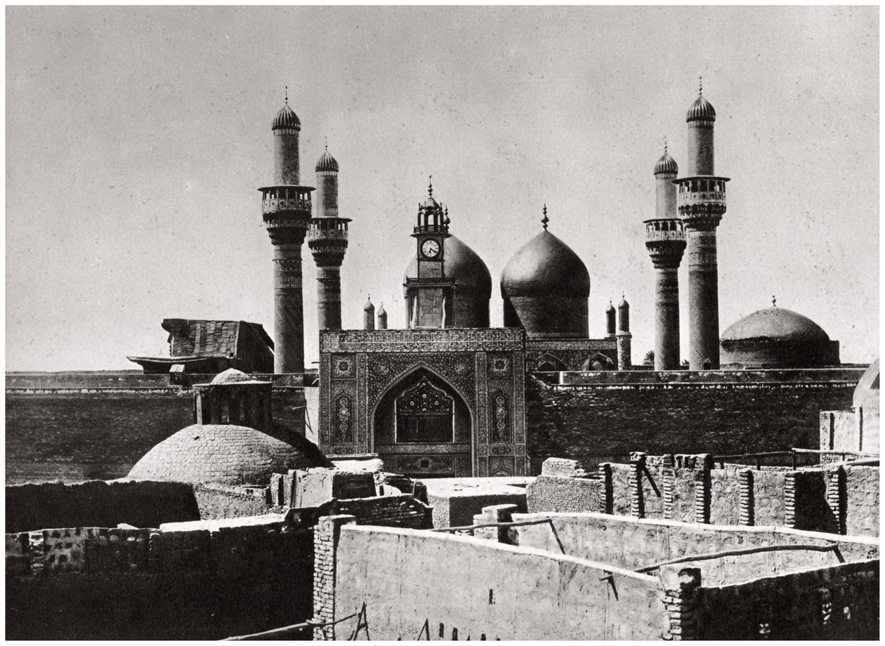 Les dômes dorés et les minarets de la mosquée al-Kadhimiya, Bagdad, Irak, 1925 - A. Kerim