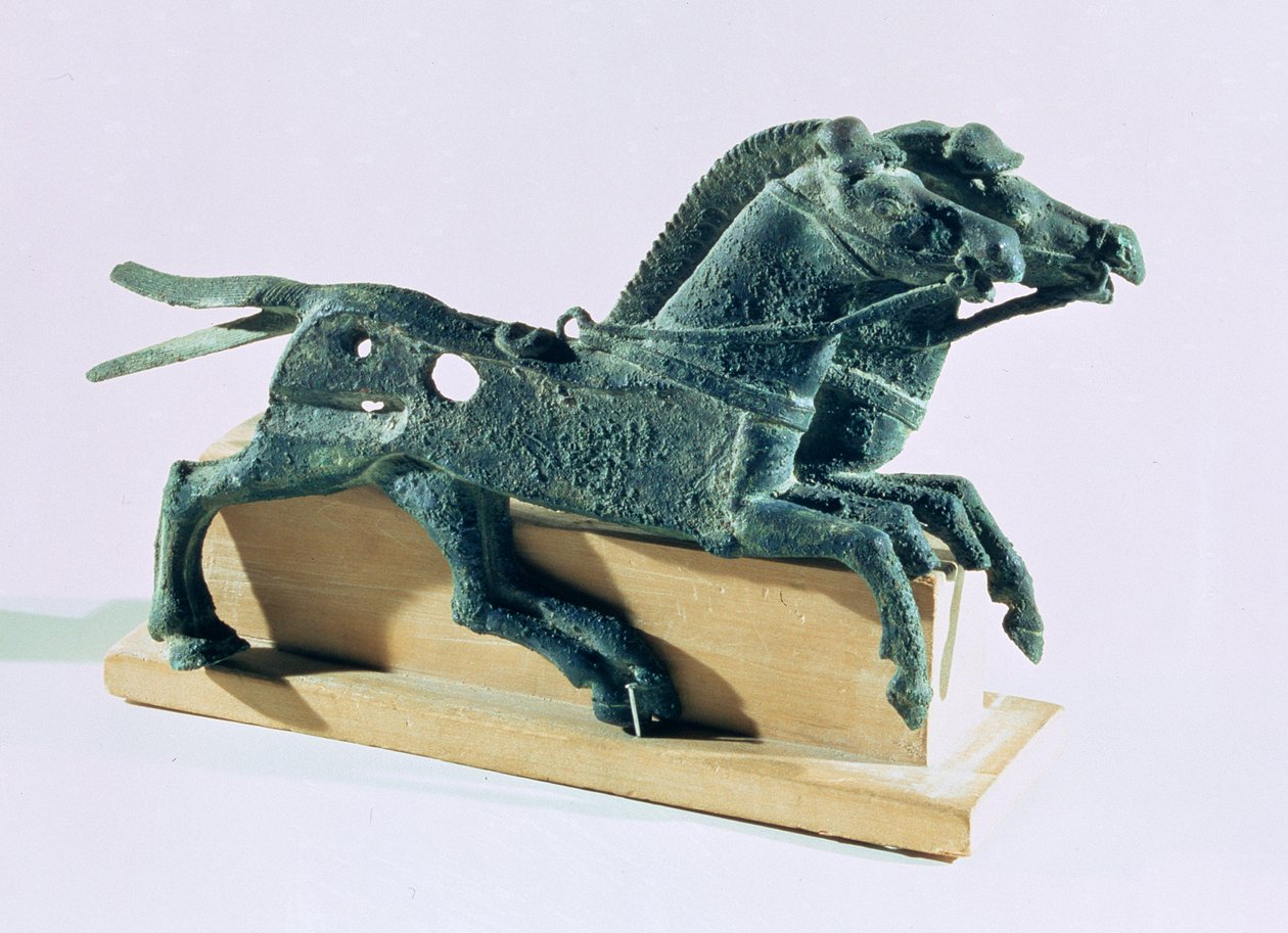 Pièces de joue en forme de chevaux, trouvées dans les cendres du portique de la salle des Cent Colonnes à Persépolis, c.500 av. J.-C. - Achaemenid