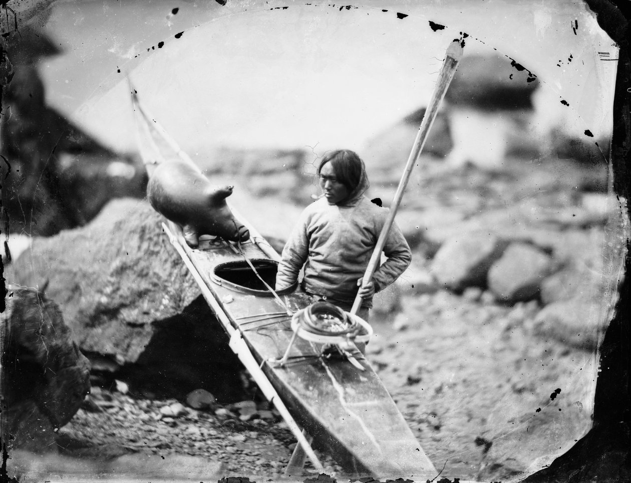 Inuit avec un kayak - Admiral Edward Augustus Inglefield