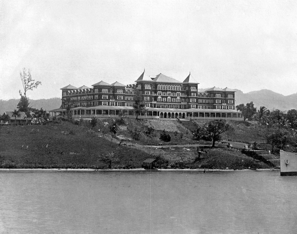 Hôtel Titchfield, Port Antonio, Jamaïque, c1905 - Adolphe Duperly and Son