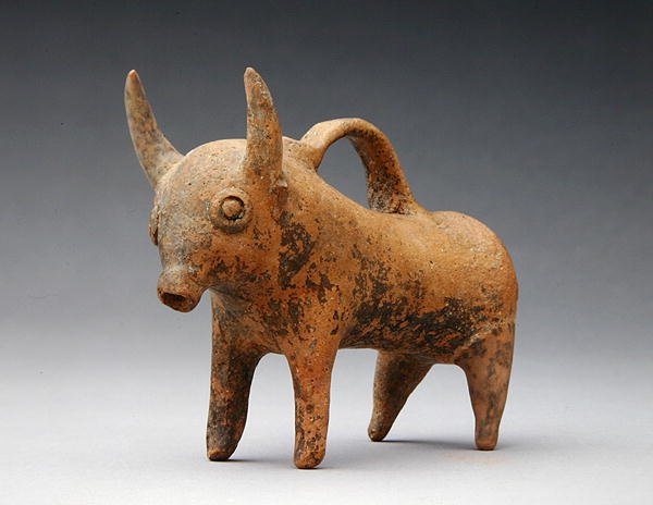 Jar en forme de bœuf, c.1575-1400 av. J.-C. - Age Bronze