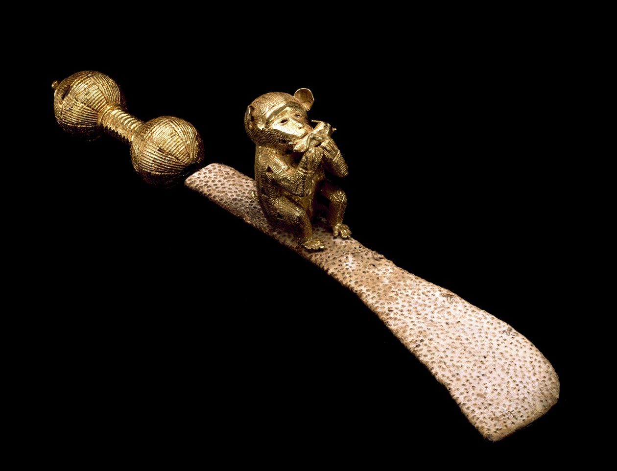 Épée et fourreau avec ornement d