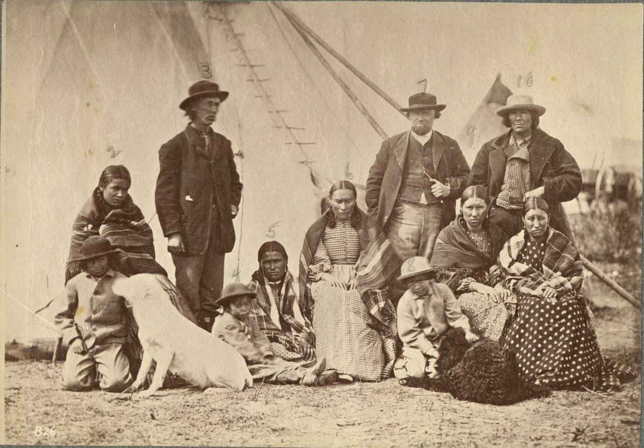 Groupe autour de Fort Laramie, Dakota, 1868 - Alexander Gardner
