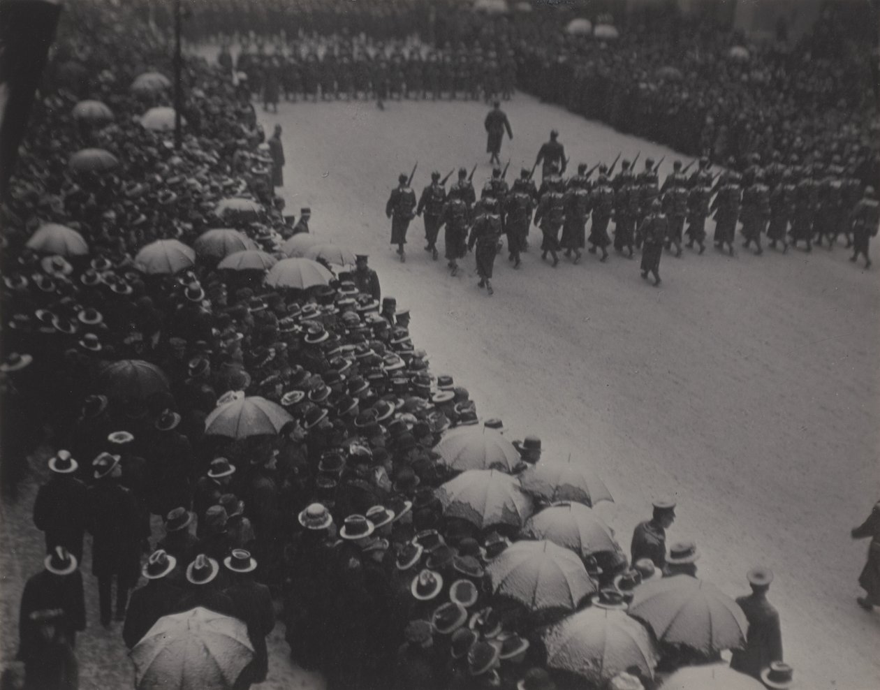 Défilé militaire, New York - Alfred Stieglitz