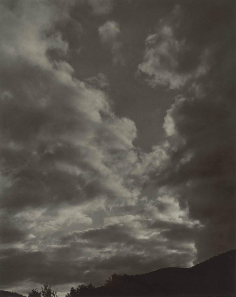 Musique - Une suite de dix photographies de nuages, no II - Alfred Stieglitz