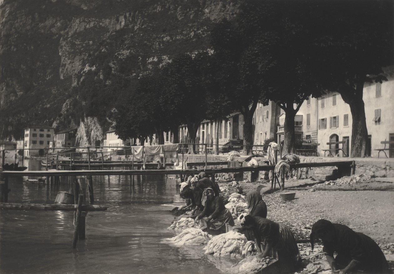 Les lavandières de Riva del Garda - Alfred Stieglitz